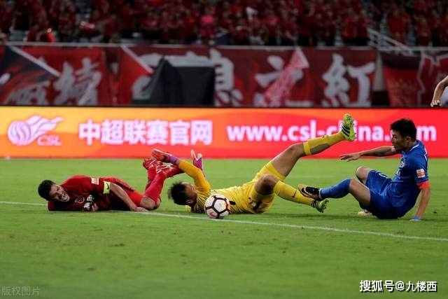 U17女足开局大胜皇马 女球员方珍珠表现出色
